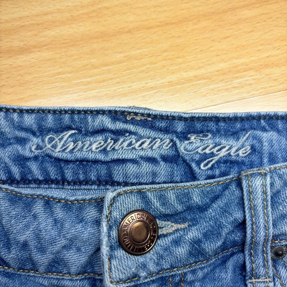 American Eagle Distressed Denim Jean Shorts - Picture 4 of 5